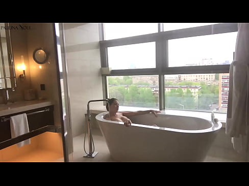 ❤️ عزیزم فوق العاده با شور و شوق بیدمشک خود را در حمام تکان می دهد فیلم جنسی در fa.porn-93.ru